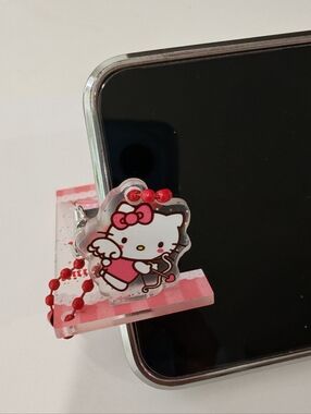 Hello Kitty Pink Phone Stand with Charm